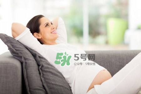 孕婦睡覺能伸懶腰嗎？孕婦睡覺伸懶腰對胎兒有什么影響？