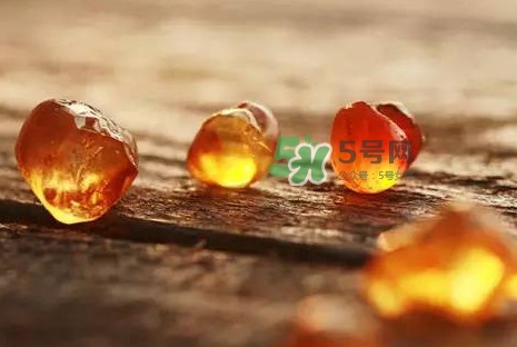 桃膠一次食用量多少？桃膠多吃有什么危害