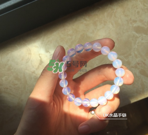 水晶手鏈戴在哪個手上？水晶手鏈需要開光嗎？