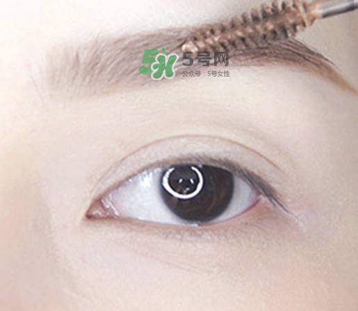 煙熏妝怎么畫？煙熏妝的畫法步驟圖解