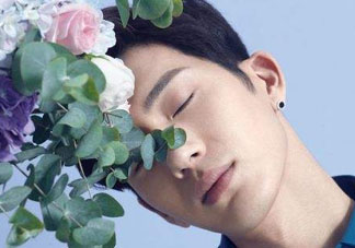 野獸派和roseonly哪個好？野獸派和roseonly區(qū)別