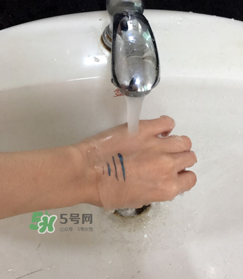 蜜絲佛陀亮彩速干眼線液怎么樣？蜜絲佛陀亮彩速干眼線液好用嗎？