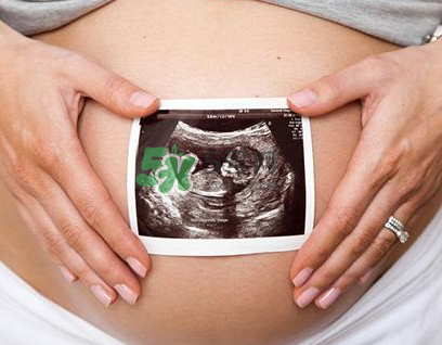 孕婦可以拔腋毛嗎？孕婦可以用脫毛膏脫腋毛嗎？