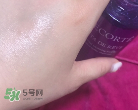 小棕瓶和小紫瓶哪個(gè)好？小棕瓶和黛珂小紫瓶哪個(gè)先用