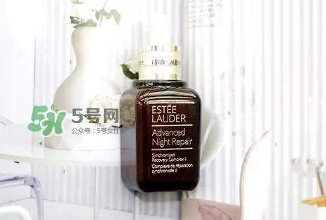 小黑瓶和小棕瓶可以一起用嗎？小棕瓶和小黑瓶哪個先用