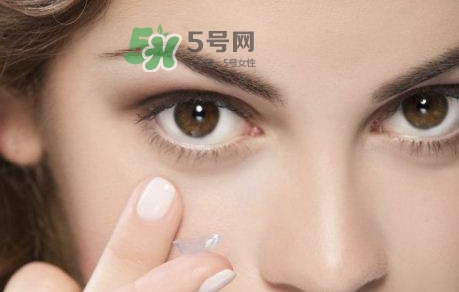 配個隱形眼鏡多少錢？隱形眼鏡日拋多少錢