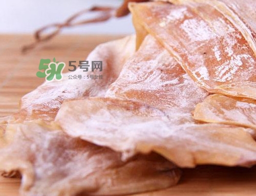 魷魚干可以煲湯嗎？魷魚干可以燉湯嗎