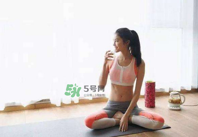運(yùn)動可以化妝嗎？運(yùn)動化妝對皮膚好嗎？