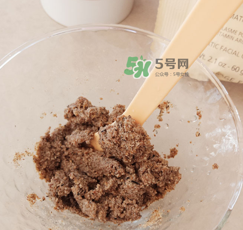 思妍麗雞飼料面膜好用嗎？思妍麗雞飼料面膜一周用幾次？