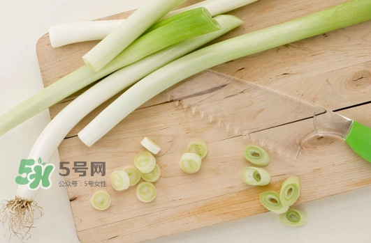 大蔥是堿性食物嗎？大蔥是酸性還是堿性？
