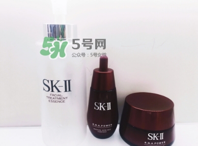 sk2大紅瓶和小紅瓶哪個好？sk2大紅瓶和小紅瓶區(qū)別