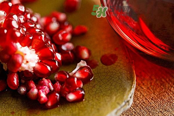 吃石榴籽有什么好處？吃石榴籽有副作用嗎？
