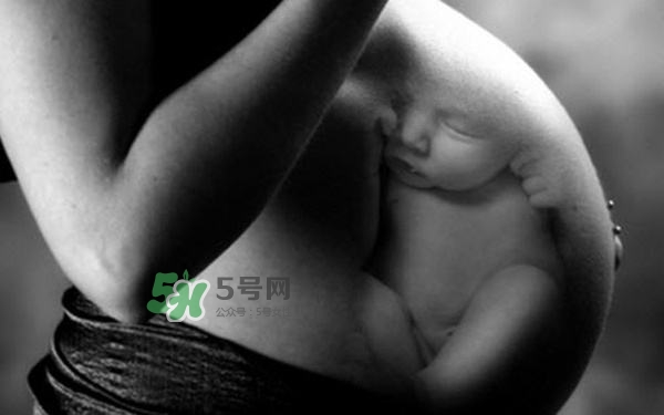 羊水栓塞是醫(yī)療事故嗎？羊水栓塞多發(fā)生于順產(chǎn)還是剖腹產(chǎn)？