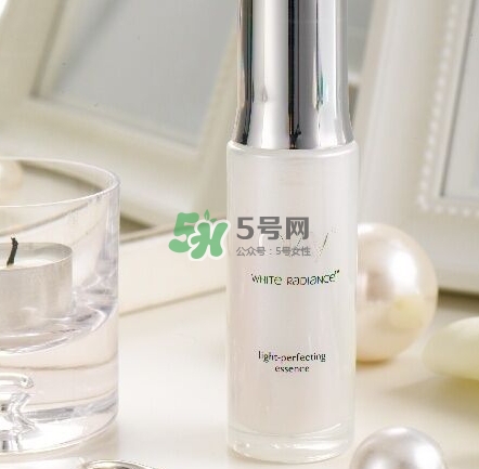 olay小白瓶和樂敦cc美容液哪個好？olay小白瓶和樂敦cc順序