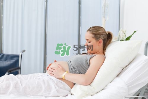 孕婦左側臥睡不著怎么辦？孕期左側睡不舒服怎么辦？