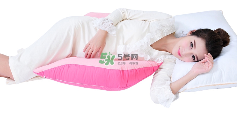孕婦左側臥怎么睡舒服？孕婦左側臥位