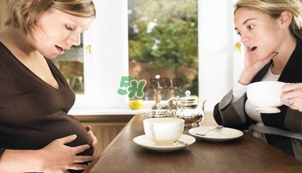 孕婦肚子硬邦邦的怎么回事？孕婦肚子硬生男生女？