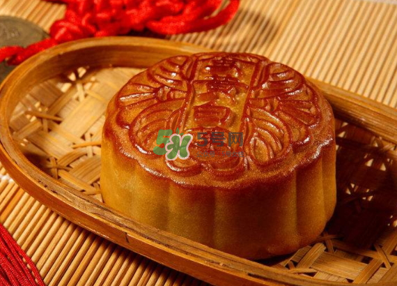 月餅回油要密封嗎？月餅回油敞開(kāi)還是密封？