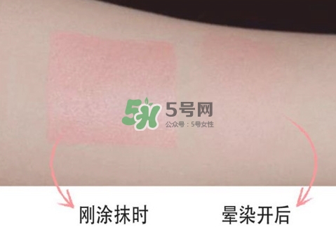 美寶蓮微醺氣色感應(yīng)腮紅棒怎么樣？美寶蓮腮紅棒怎么用