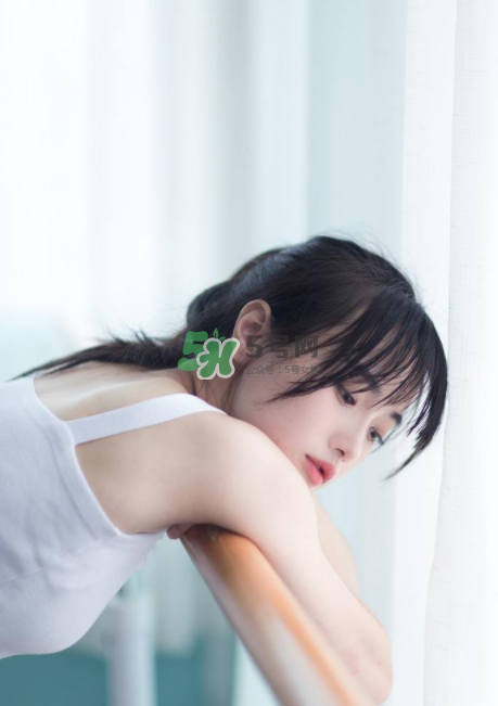 女金膠囊經(jīng)期可以吃嗎？女金膠囊什么時候吃最好？