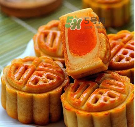 月餅轉(zhuǎn)化糖漿可以用蜂蜜代替嗎？月餅轉(zhuǎn)化糖漿可以用什么代替？