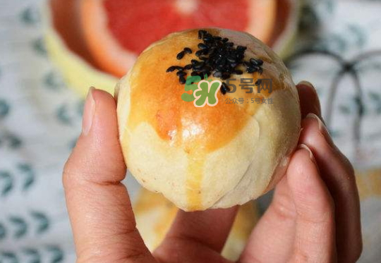 蛋黃酥為什么會破皮？蛋黃酥破皮的原因