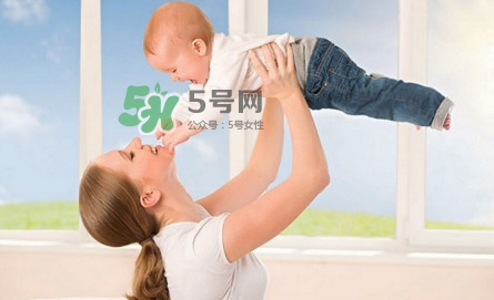 破腹產(chǎn)多久可以喂養(yǎng)母乳？破腹產(chǎn)惡露多久后干凈算正常