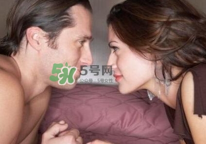 男人出軌前有什么征兆？為什么男人更容易出軌？