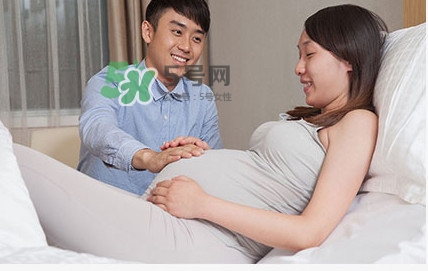無痛分娩生的時候痛嗎？無痛分娩對寶寶有影響嗎