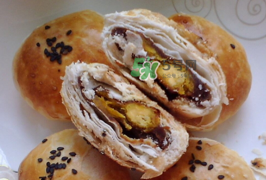 蛋黃酥為什么會(huì)爆開？蛋黃酥爆餡是什么原因？