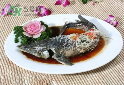 黑魚可以清蒸嗎？黑魚蒸多久？