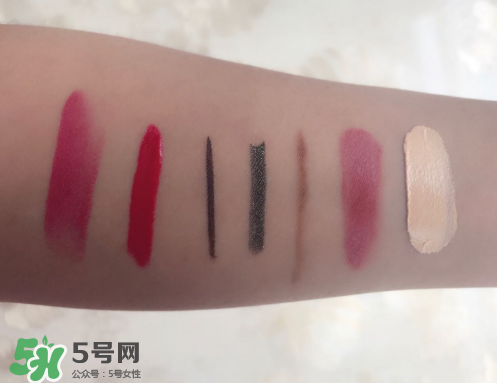 bobbi brown卸妝油好用嗎？芭比波朗卸妝油怎么樣？