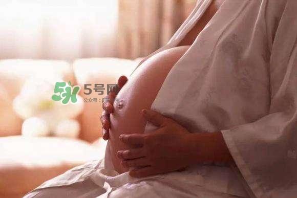 孕晚期肚子有規(guī)律的跳動(dòng)是胎動(dòng)嗎？