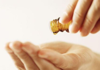 使用潤(rùn)滑劑會(huì)降低性欲嗎？用口水做潤(rùn)滑劑好嗎？