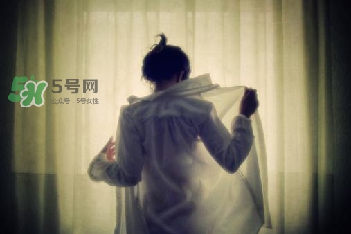 男性成人用品有害嗎？男性成人用品應(yīng)該怎樣使用？