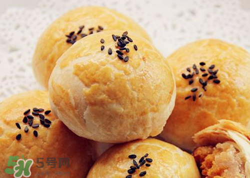 蛋黃酥可以帶出國(guó)嗎？蛋黃酥可以帶上飛機(jī)嗎？
