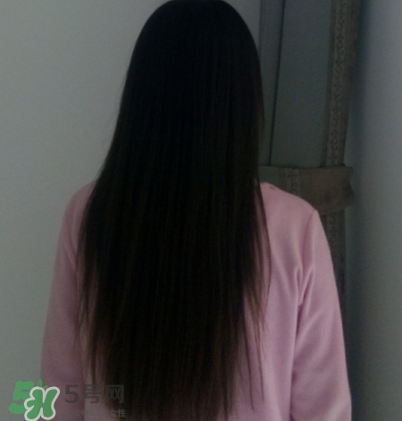 護(hù)發(fā)精油要洗嗎？護(hù)發(fā)精油要不要洗