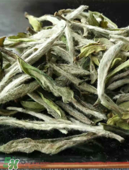 白毫銀針的產(chǎn)地在哪個(gè)??？白毫銀針是哪里產(chǎn)的？