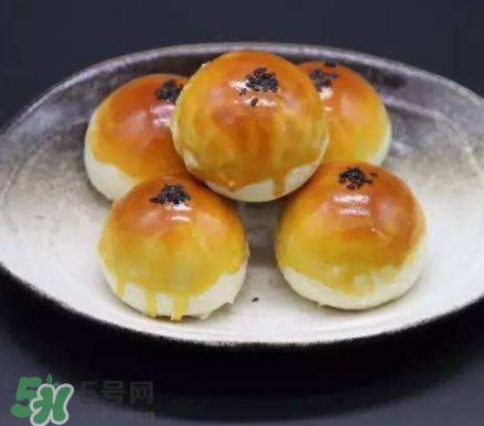 吃蛋黃酥會胖嗎？減肥可以吃蛋黃酥？