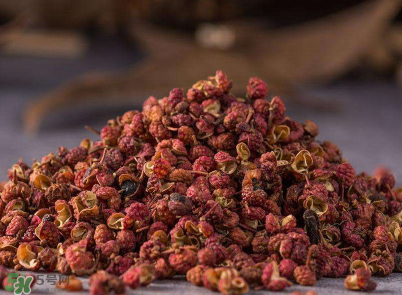 花椒泡腳有什么好處？花椒泡腳可以天天泡嗎？