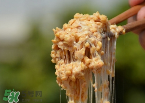 納豆能和紫菜一起吃嗎？納豆不能和什么一起吃