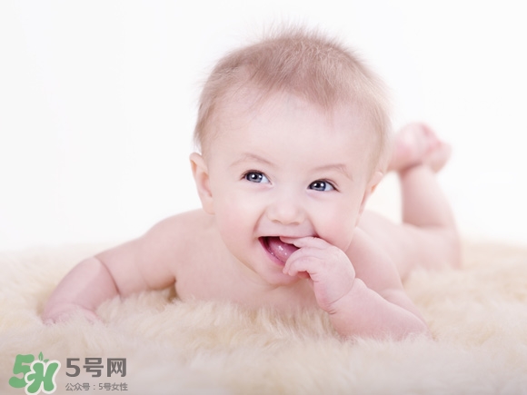 兒童安全座椅要坐到幾歲？兒童安全座椅適合多大的孩子？