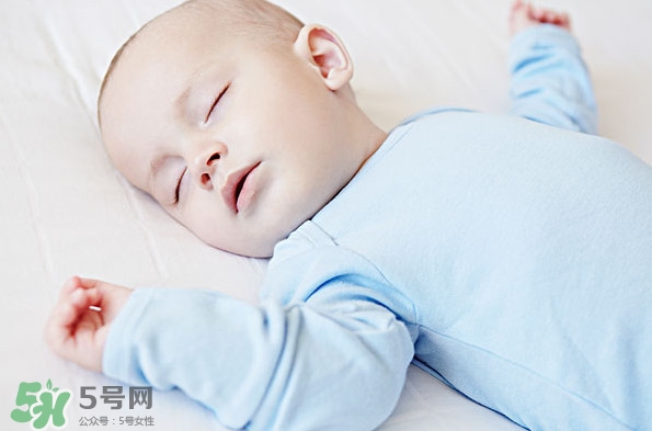 寶寶張嘴睡覺怎么回事？寶寶張嘴睡覺怎么糾正？