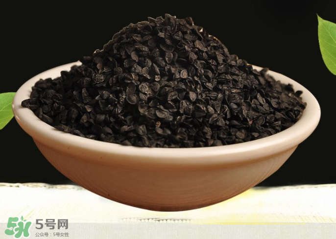 韭菜籽可以生吃嗎？韭菜籽生吃還是熟吃？
