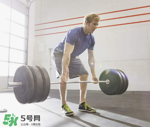 硬拉能練腰嗎？硬拉能提高性功能嗎？