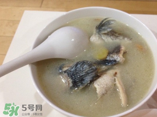 黑魚(yú)湯怎么做不腥？黑魚(yú)湯怎么做才白
