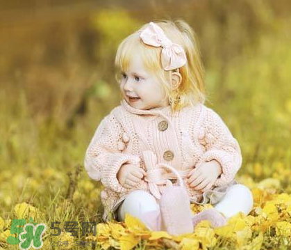秋季寶寶怎么穿衣服？秋季寶寶穿什么？