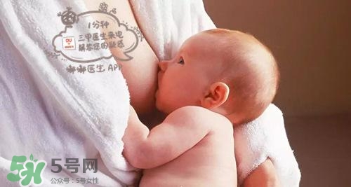 寶寶睡覺出汗多還要蓋被嗎？寶寶睡覺出汗多怎么辦？