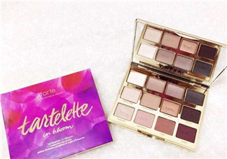 Tartelette in bloom眼影盤(pán)怎么樣？Tartelette in bloom眼影盤(pán)試色