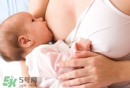 要上班了寶寶吃母乳怎么辦？要上班了寶寶不吃奶瓶怎么辦？